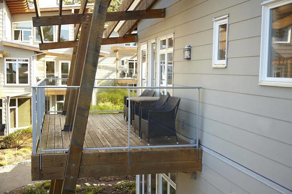 Cox Bay Beach Resort Tofino Exterior photo